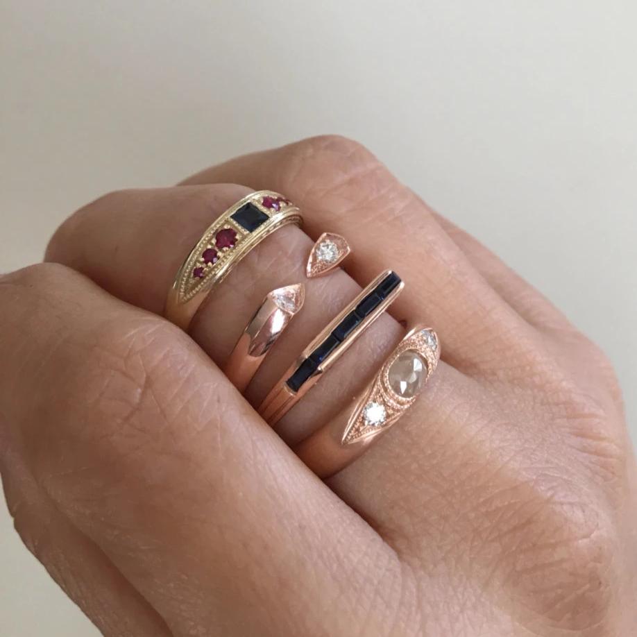 Infinity Sapphire Band, Sapphire bar band, band w sapphire baguettes, Sapphire baguette ring, sapphire ring, infinity ring, infinity stone