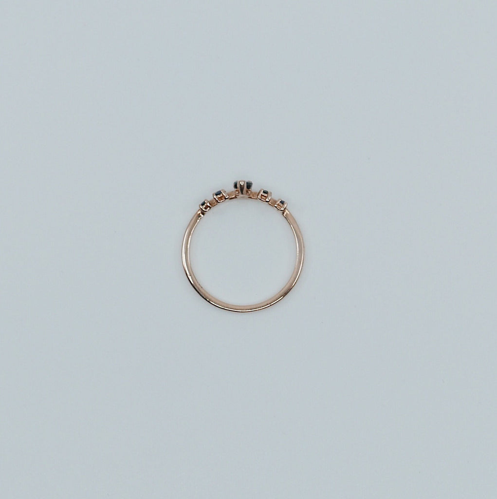 Reine Sapphire Ring, Queen ring, Royal ring, stacking ring, crown ring, princess ring, tiara ring, engagement ring, sapphire ring
