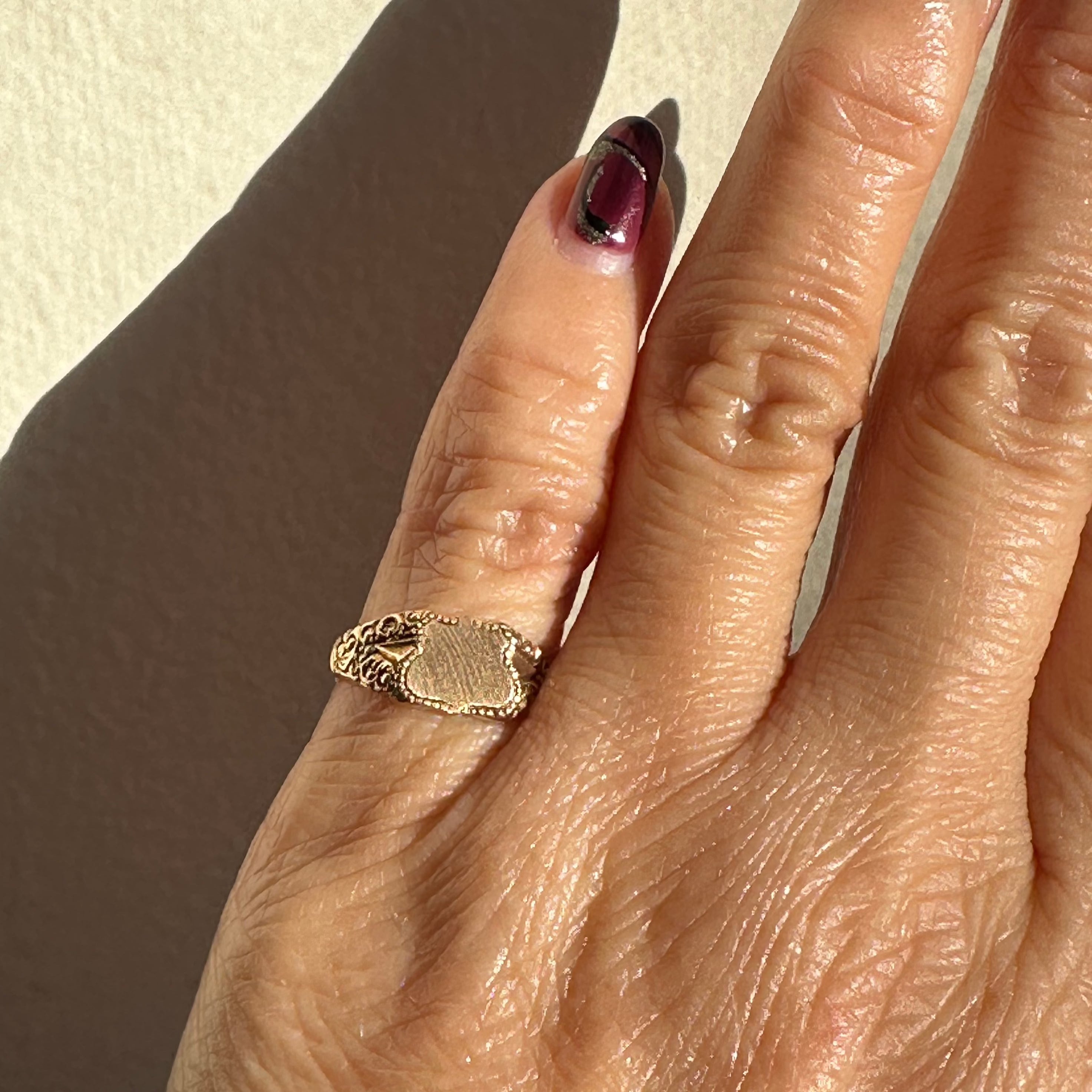 Vintage 14k Victorian Shield shaped signet Ring