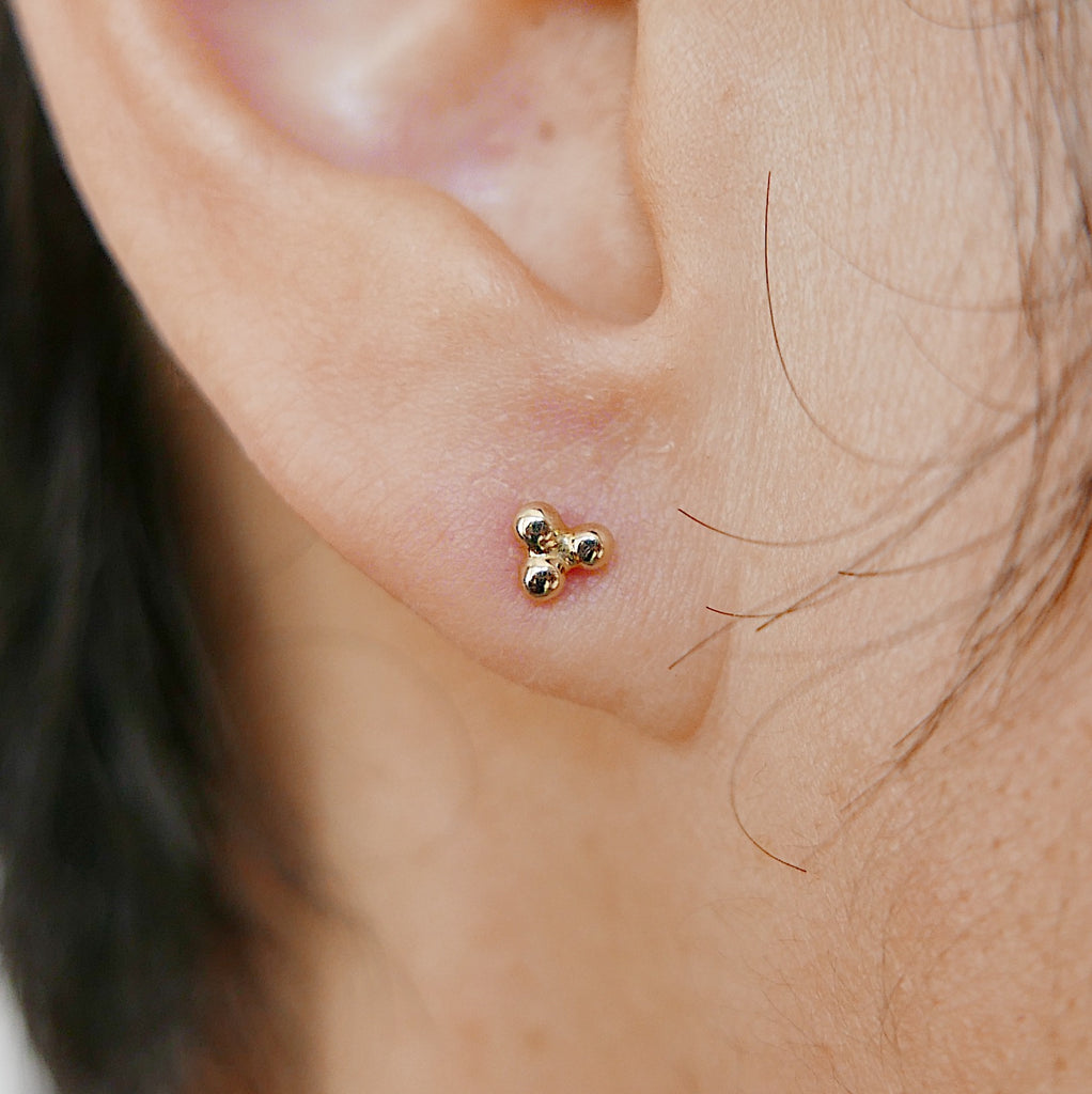 Three Dot Stud Earring, 14k ball earring, 14k gold stud, gold three ball stud, 14k gold stud earring