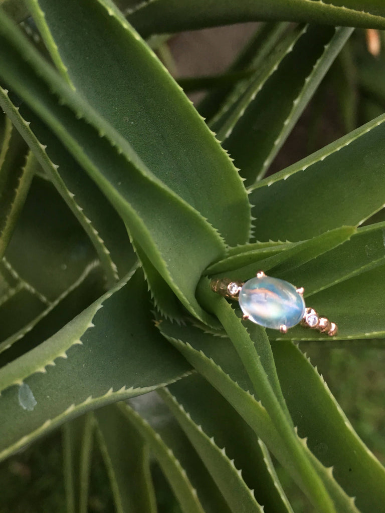 Ellipsis Oval Moonstone ring, three stone ring, Moonstone and diamond ring, 14k gold Moonstone ring