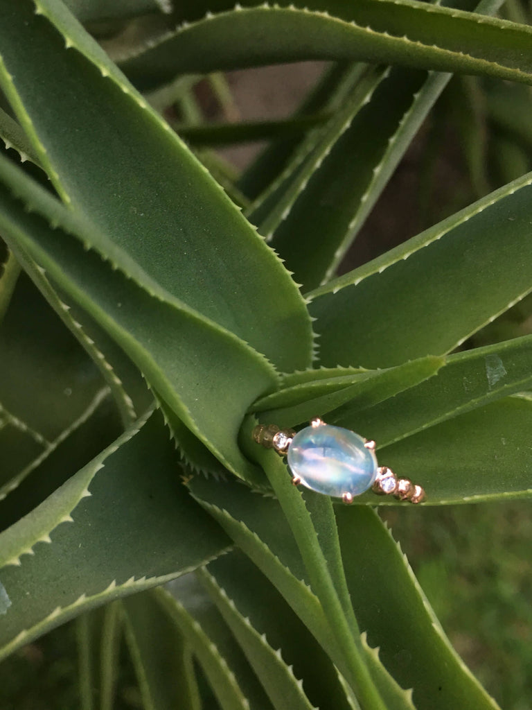 Ellipsis Oval Moonstone ring, three stone ring, Moonstone and diamond ring, 14k gold Moonstone ring