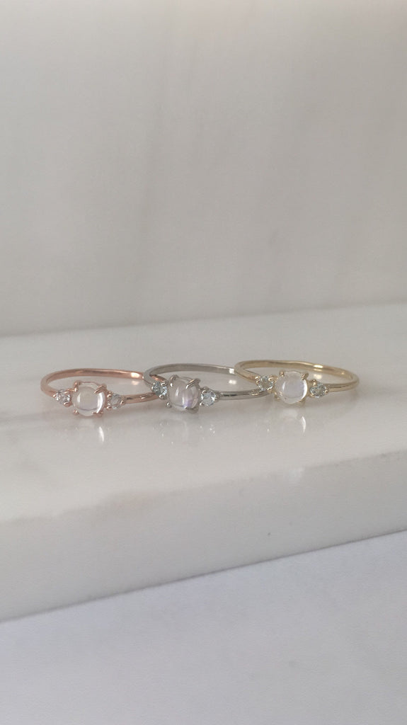 Penny Moonstone three stone ring, three stone ring, moonstone and aquamarine ring, 14k gold rainbow moonstone ring, 3 stone moonstone ring