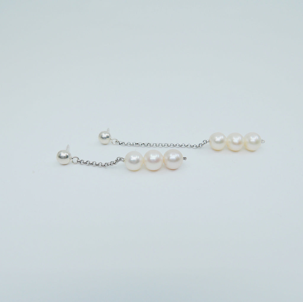 Asymmetrical Pearl Trio earrings, long pearl earrings, chain earrings, sterling silver shoulder dusting chain earrings, silver pearl earring