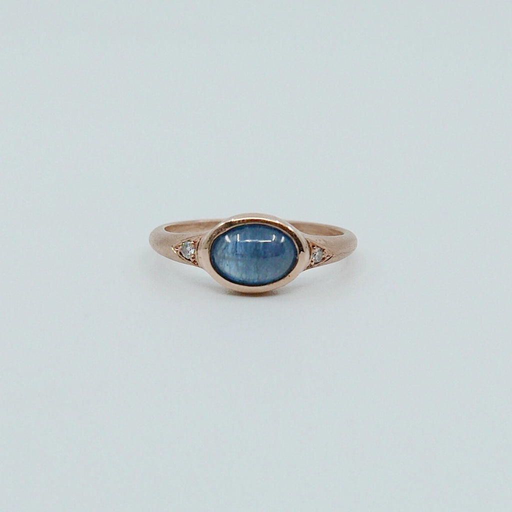 Sapphire signet ring, sapphire cabochon ring, oval sapphire and diamond ring, 14k gold bold sapphire ring, oval bezel sapphire band