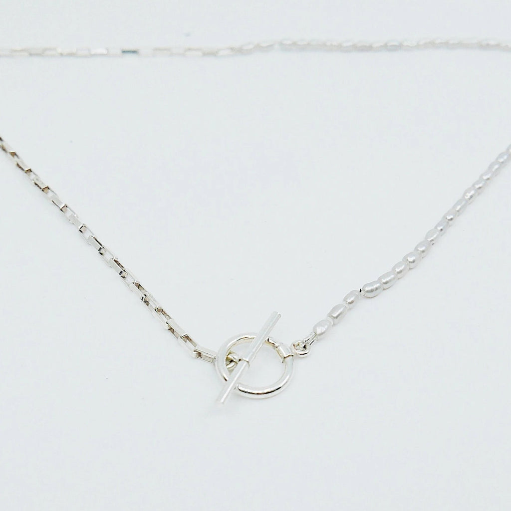 Mini Split Personality Choker, pearl and chain Toggle Choker, Elongated silver oval link choker, chain choker, pearl choker
