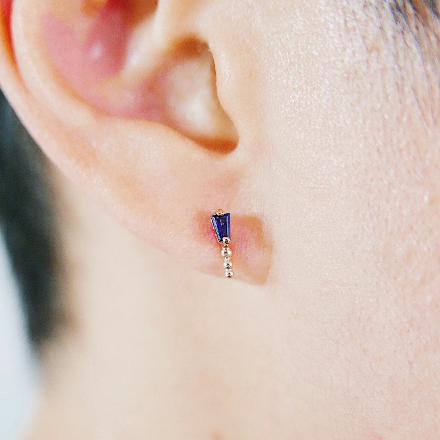 Ellipsis Tapered Baguette Stud, Baguette stud, Blue Sapphire Baguette Stud, 14k gold tapered stud, Triple Ball Stud