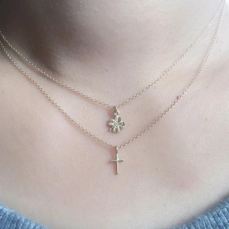 Good luck charm necklace, mini 14k clover necklace, gold 4 leaf clover necklace, dainty leaf necklace