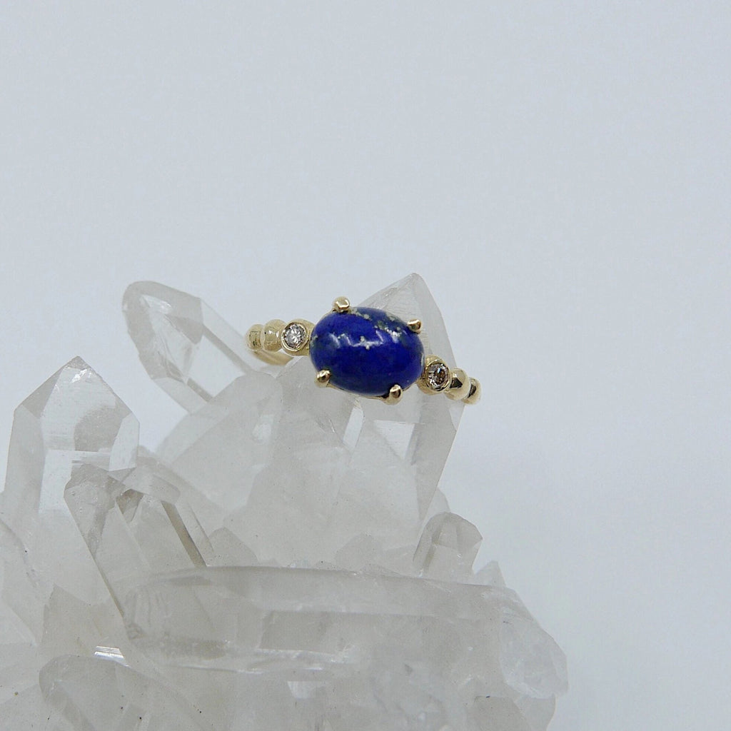 Ellipsis Oval Lapis ring, three stone ring, Lapis and diamond ring, 14k gold Lapis ring, Lapis and champagne diamond ring