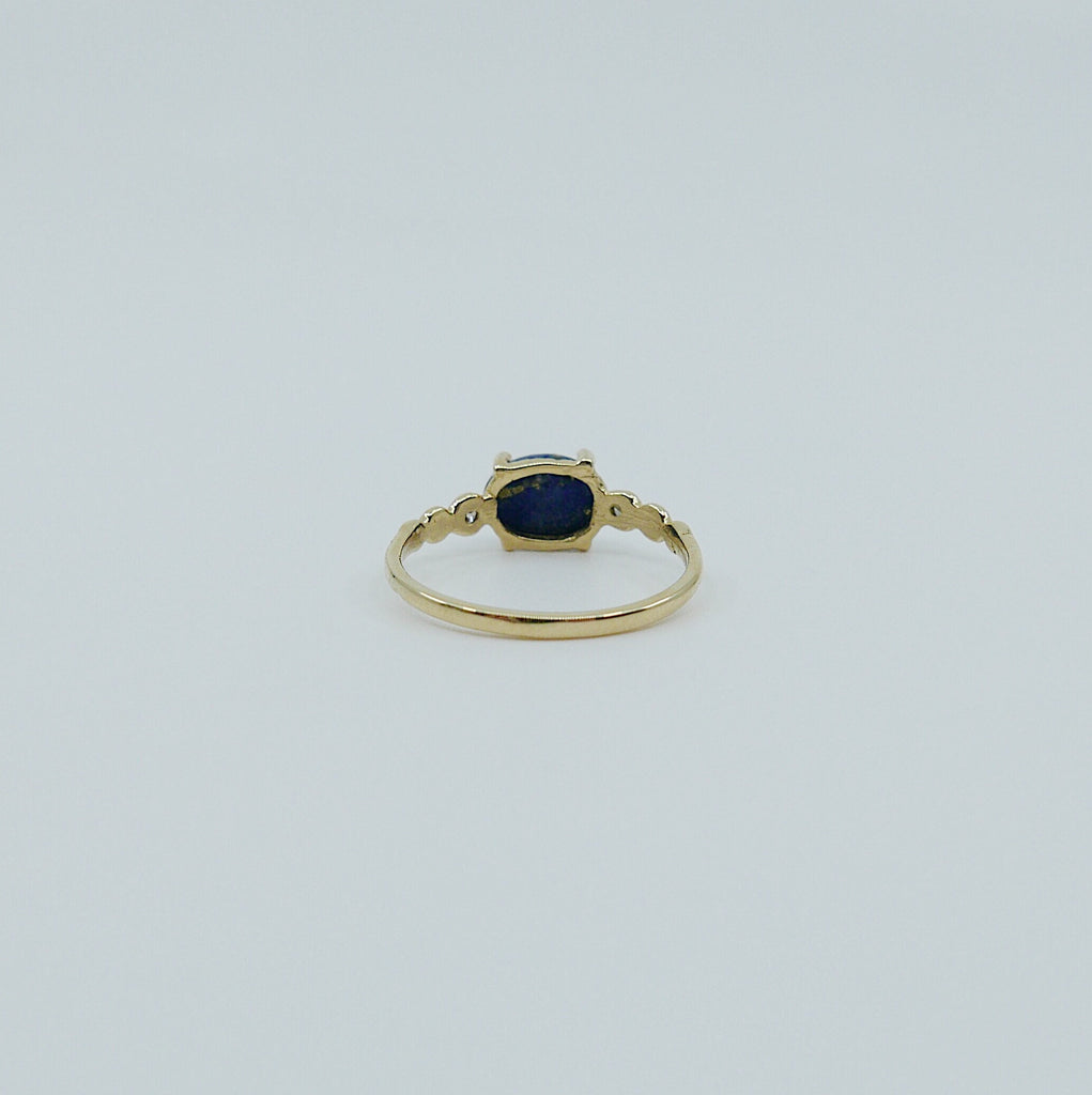 Ellipsis Oval Lapis ring, three stone ring, Lapis and diamond ring, 14k gold Lapis ring, Lapis and champagne diamond ring