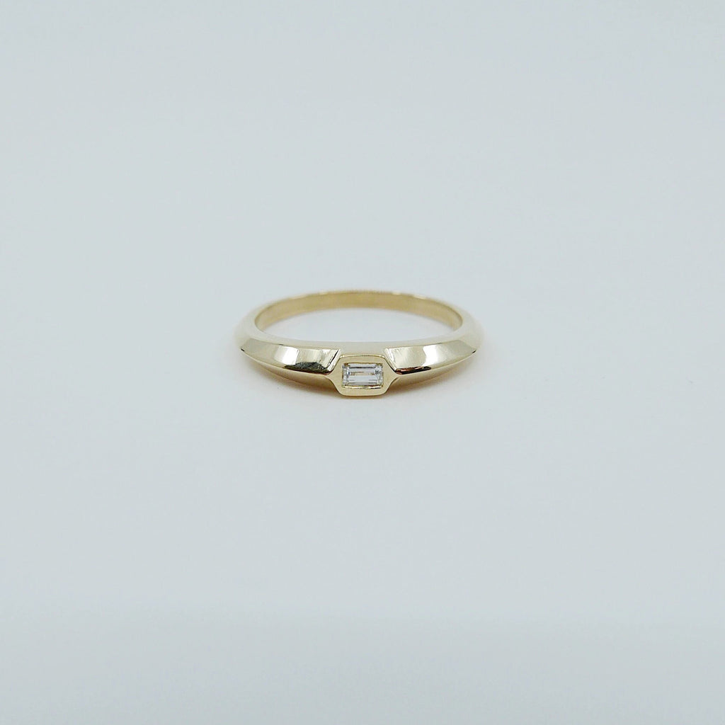 Sleek Baguette Diamond Ring, 14k gold diamond ring, Diamond Bar ring, statement diamond ring, statement ring, modern diamond ring