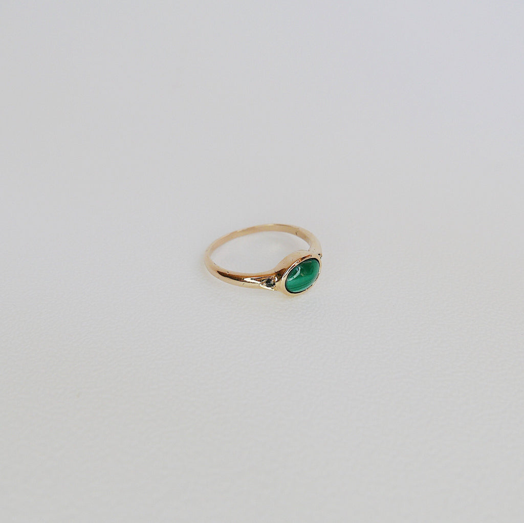Malachite Signet Ring, Malachite cabochon ring, oval malachite and black diamond ring, 14k gold malachite ring, bezel malachite band