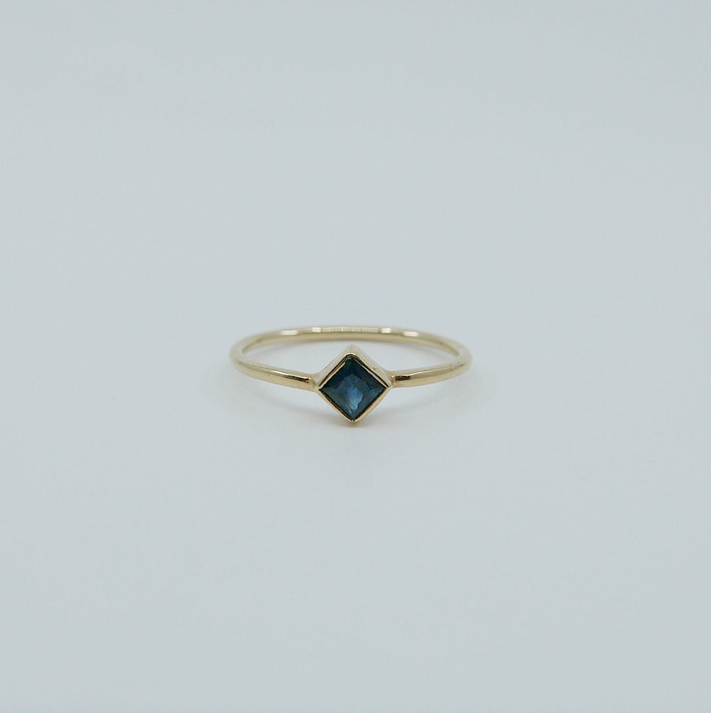 Square Bezel Sapphire Ring, blue sapphire bezel ring, sapphire stacking ring, blue sapphire ring, square sapphire ring, gold square band