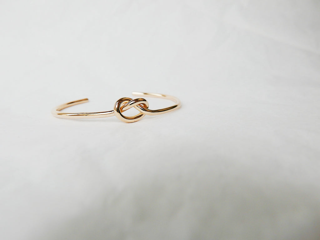 Love Knot Cuff Bracelet gold filled, knot bracelet, gold cuff, knot cuff, pretzel bracelet, love knot bangle
