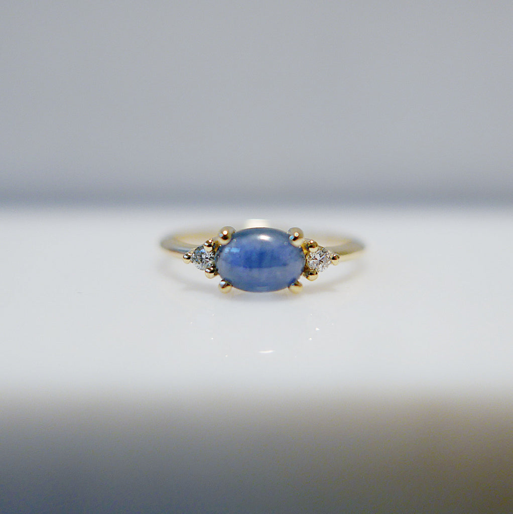 Oval Blue Sapphire Ring 2.0, three stone ring, blue sapphire and diamond ring, 14k gold sapphire ring, east west ring