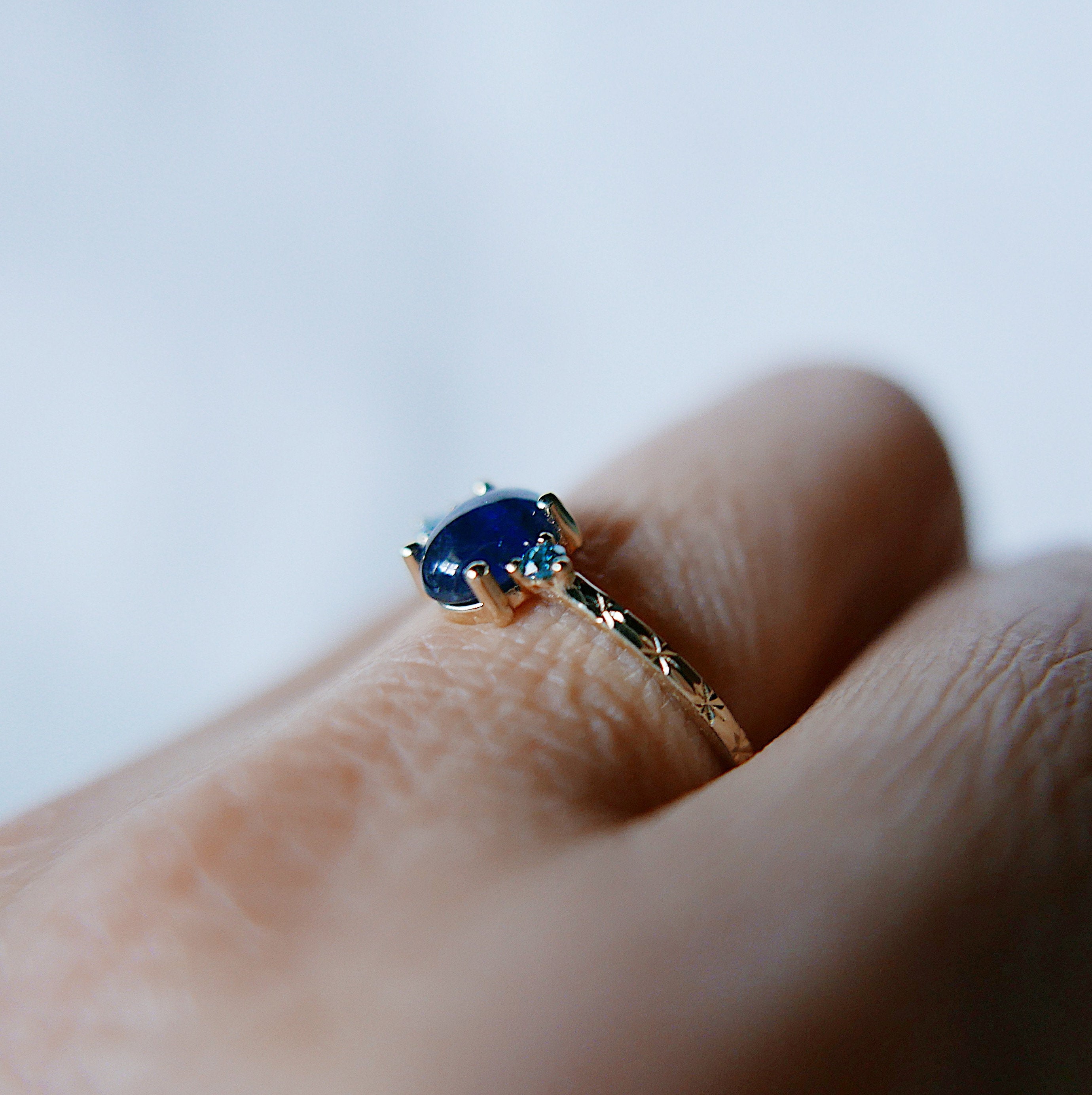 Nebula Blue Sapphire Oval Ring, OOAK, blue diamond ring, one of a kind, unique engagement ring, blue three stone hand engraved ring