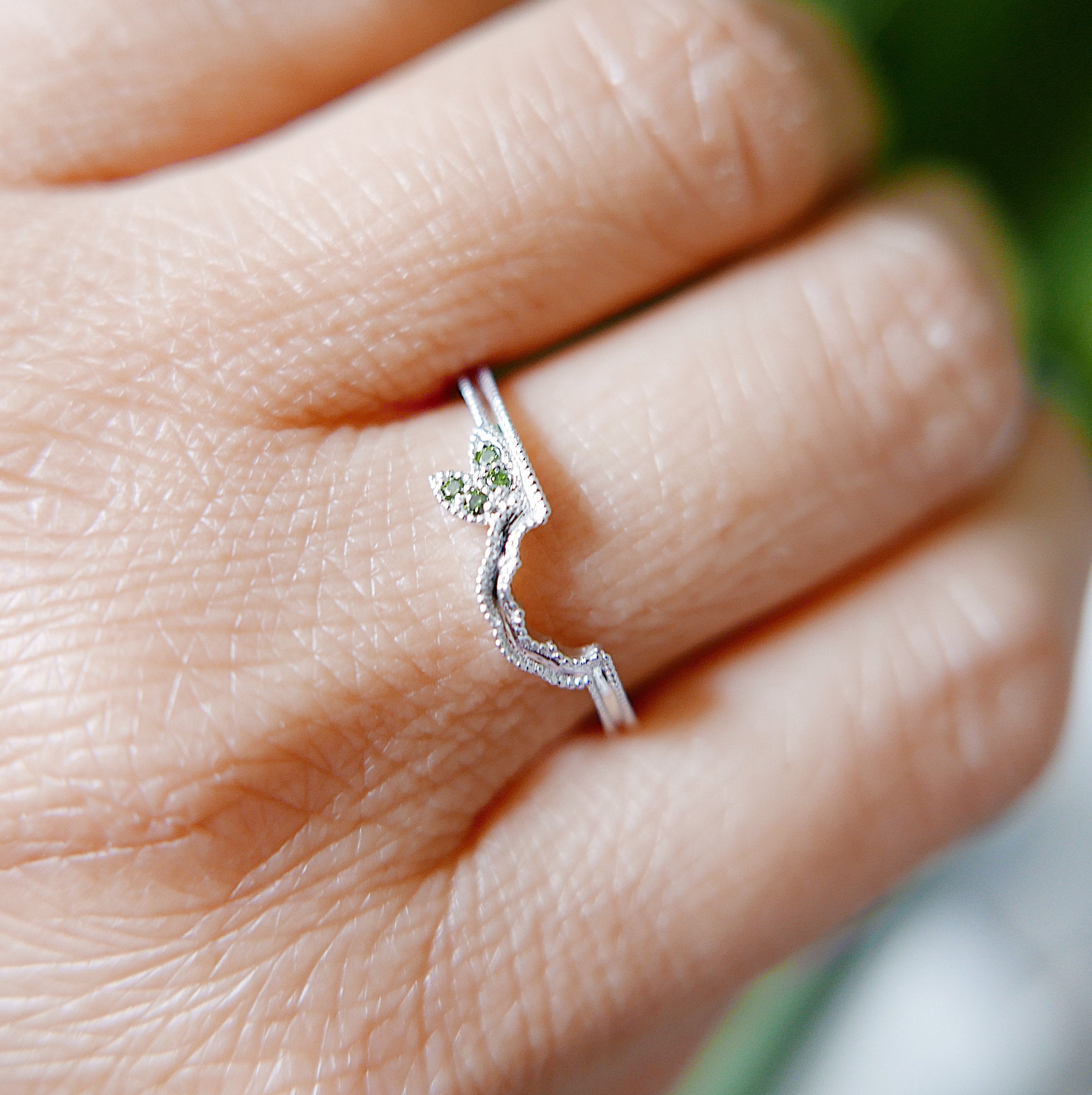 Folium Nesting Ring, gold arch ring, stacking ring, hand engraved wedding ring, nesting band, nesting ring, wedding band