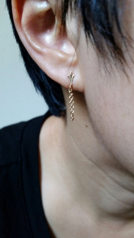 14k Art Deco chained earrings, Stud chain earrings, Gold Chained earrings