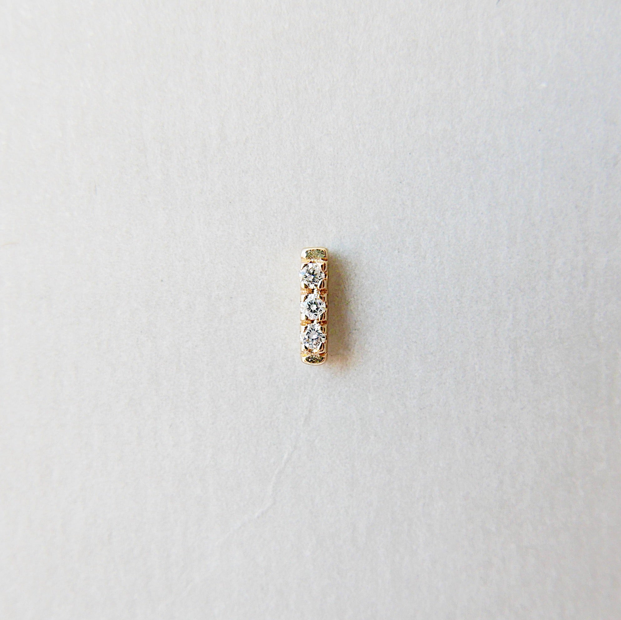 Mini diamond bar earrings, 14k Diamond bar Earrings, 3 Diamond earrings, mini gold bar Earrings, small Diamond Earrings