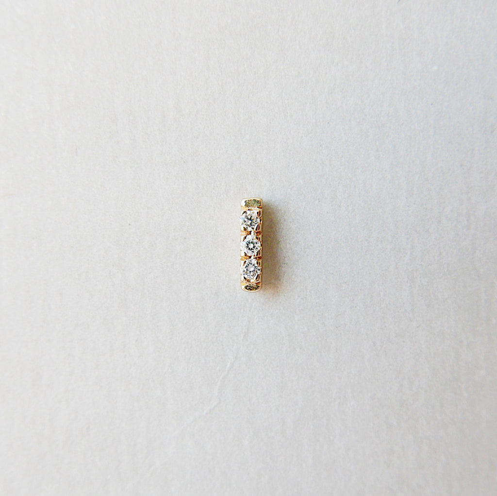 Mini diamond bar earrings, 14k Diamond bar Earrings, 3 Diamond earrings, mini gold bar Earrings, small Diamond Earrings