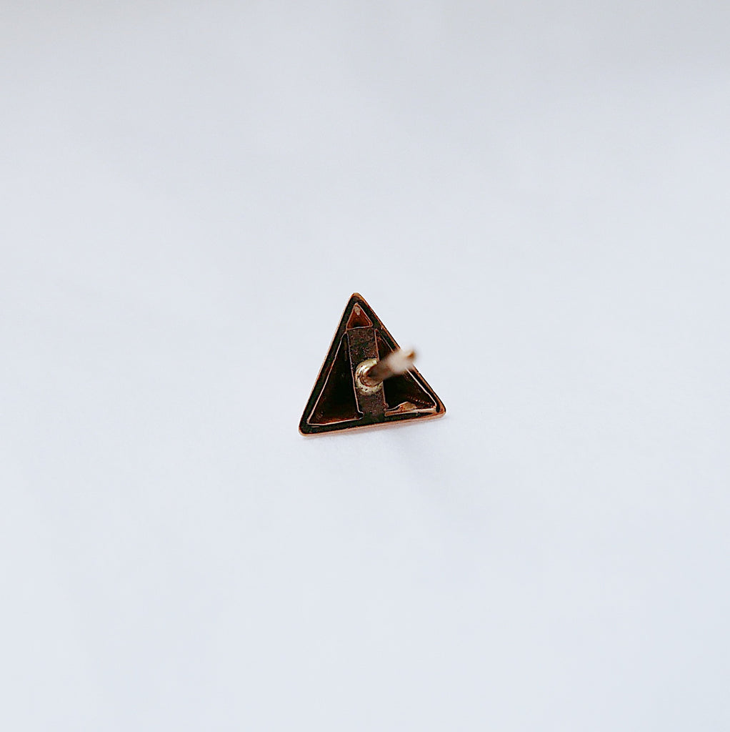 Pyramid stud earring, 14k single triangle stud, geometric gold stud, 14k modern stud, triangle earring, gold triangle stud